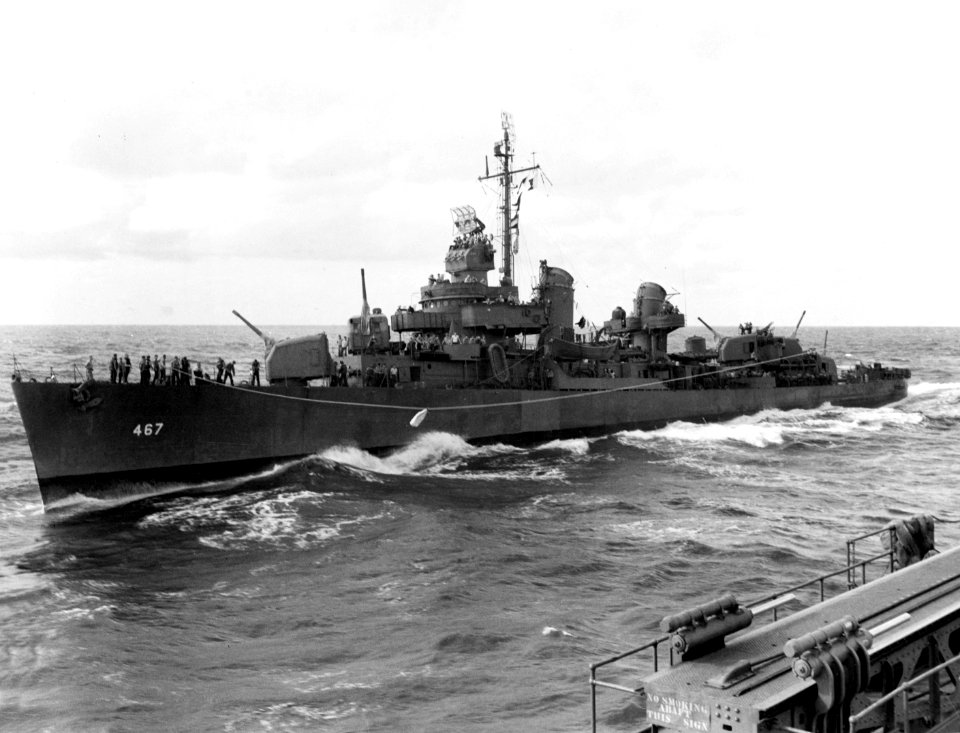 USS Strong (DD-467) underway at sea, circa in early July 1943 (80-G-52931)