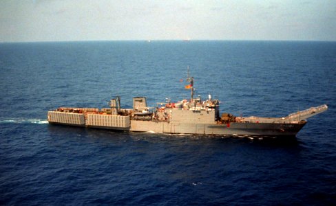 USS Sumter (LST-1181) underway off the coast of Liberia on 10 June 1990 (6452149) photo