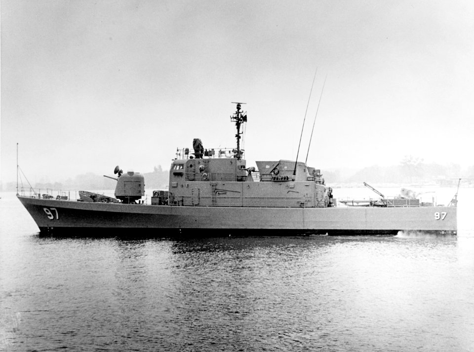 USS Surprise (PG-97) in Sturgeon Bay in 18 September 1969