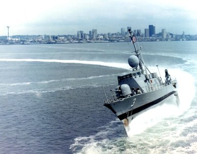 USS Taurus (PHM 3) L-File 2 (18461591604)