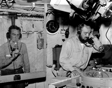 USS Taylor DDE-468 CIC 1952