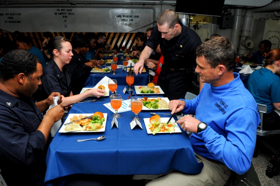 USS Theodore Roosevelt (CVN 71) 150426-N-FI568-032 (17110559440)