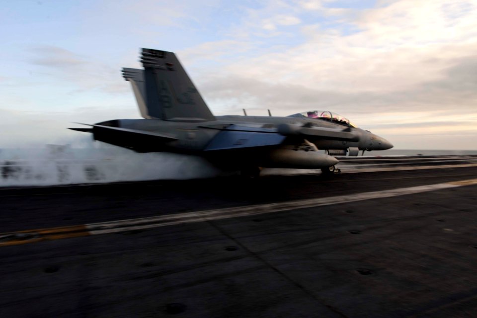 USS Theodore Roosevelt action 150327-N-ZZ999-302