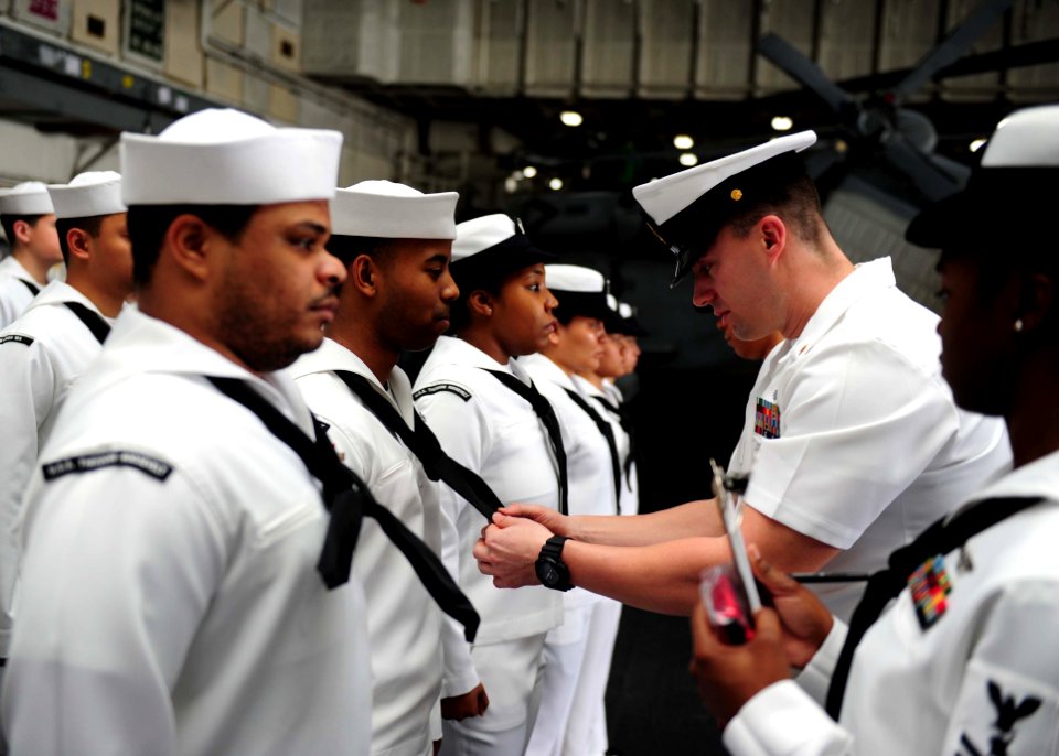 USS Theodore Roosevelt (CVN 71) 150427-N-SB299-022 (17111881239)