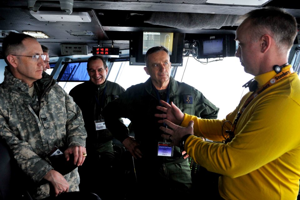 USS Theodore Roosevelt action 150328-N-GR120-271