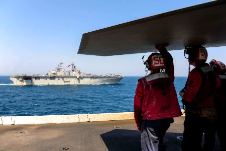 USS Theodore Roosevelt action 150828-N-FI568-018