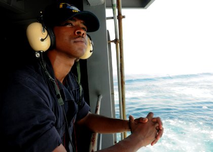 USS Theodore Roosevelt action 150817-N-PG340-014