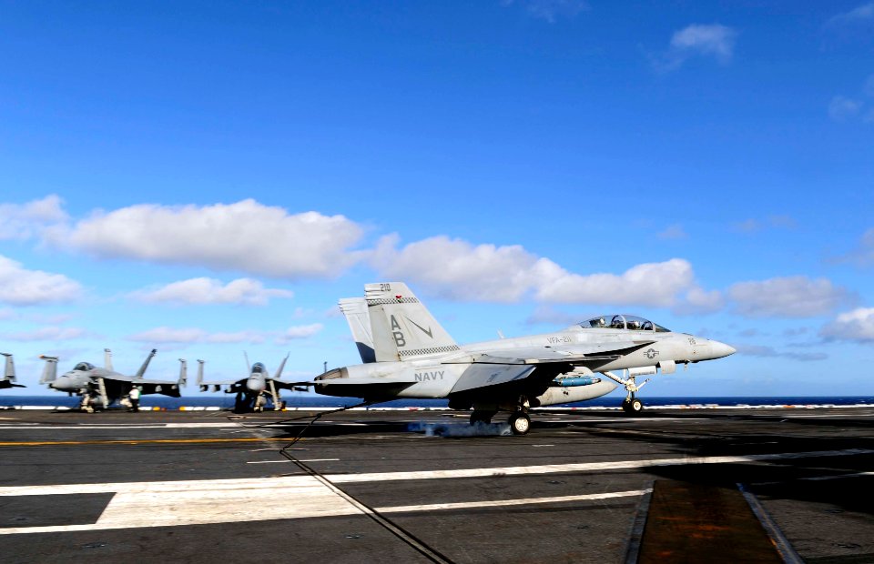 USS Theodore Roosevelt action 150317-N-NY940-336