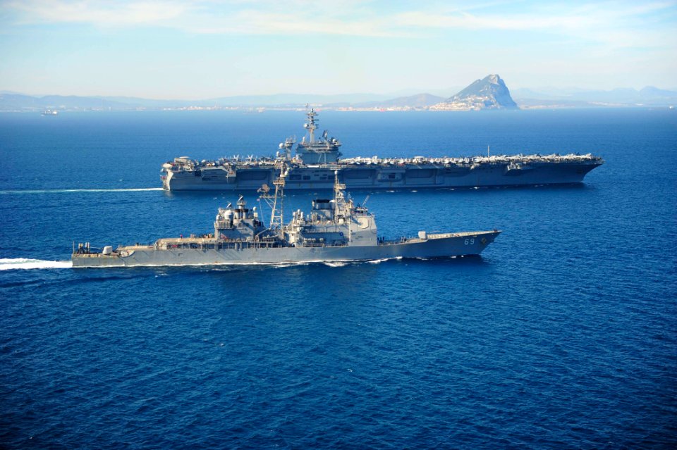 USS Theodore Roosevelt action 150331-N-SI600-667