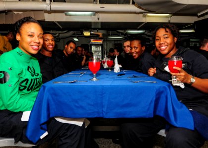 USS Theodore Roosevelt action 150820-N-PG340-087