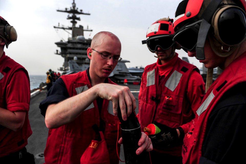 USS Theodore Roosevelt operations 150708-N-FI568-004