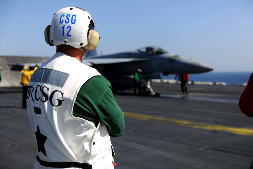 USS Theodore Roosevelt operations 150528-N-GR120-368