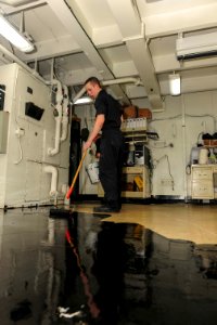 USS Theodore Roosevelt operations 150528-N-SI600-068