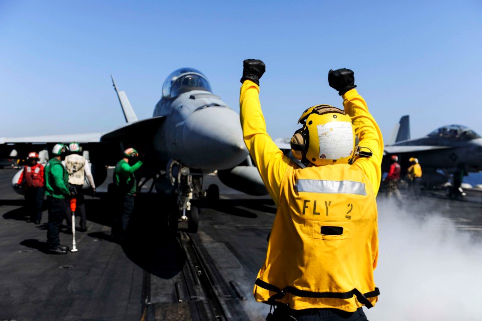 USS Theodore Roosevelt operations 150528-N-GR120-436