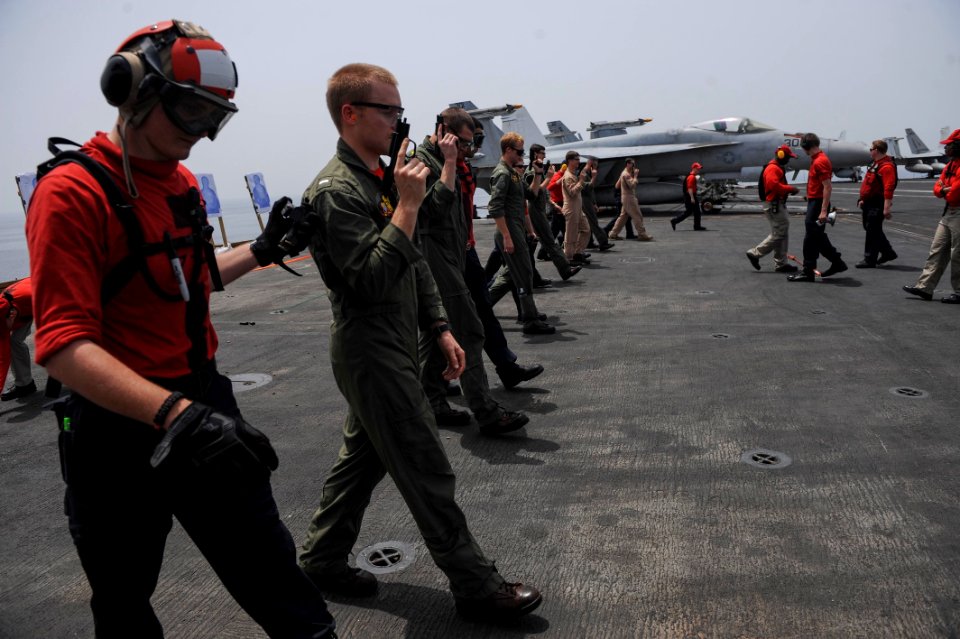 USS Theodore Roosevelt operations 150503-N-FI568-066