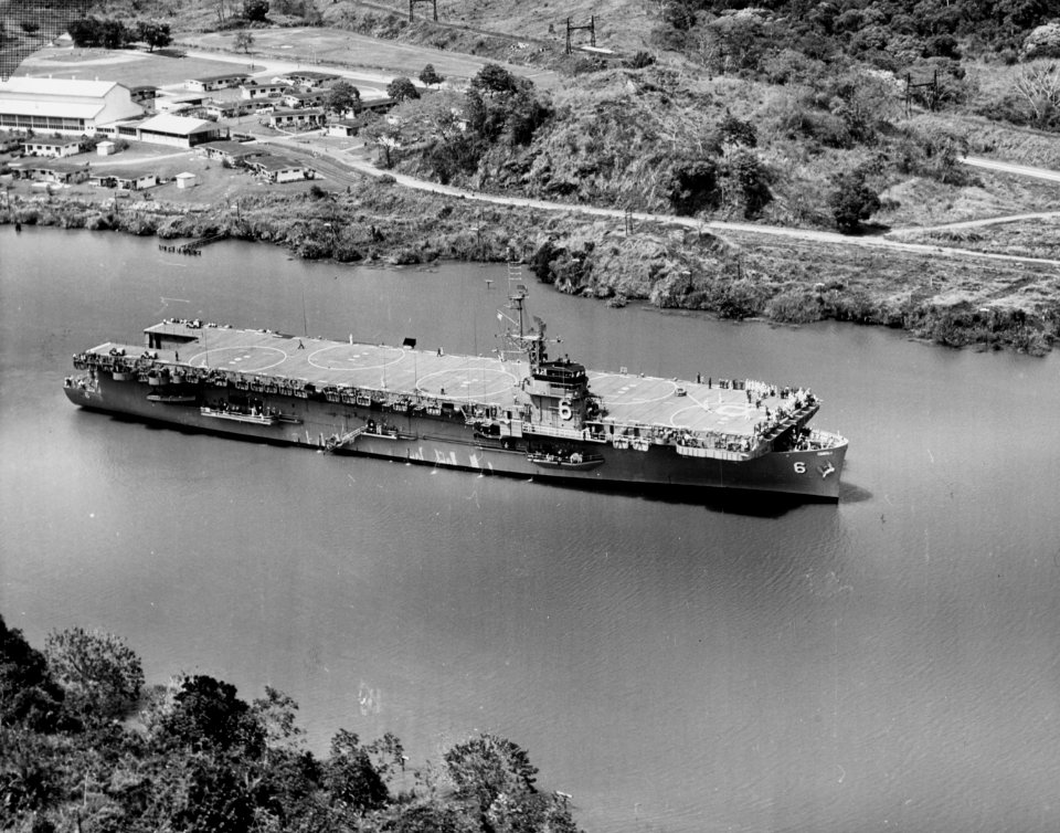 USS Thetis Bay (LPH-6) transiting the Panama Canal in 1963
