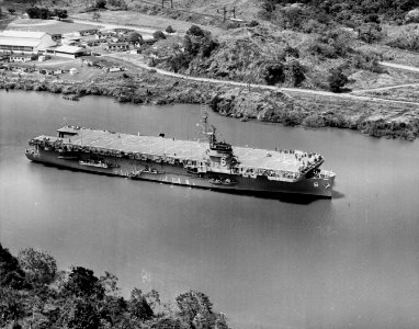 USS Thetis Bay (LPH-6) transiting the Panama Canal in 1963