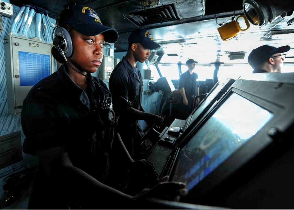 USS Theodore Roosevelt operations 150825-N-PG340-021