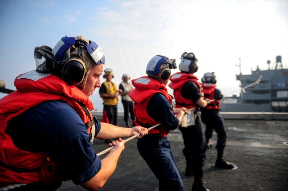 USS Theodore Roosevelt operations 150826-N-FI568-171
