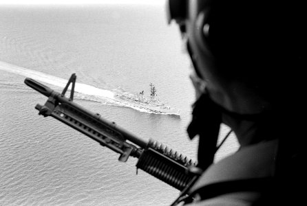 USS Towers (DDG-9) underway in the Gulf of Tonkin off North Vietnam on 31 August 1966 (142664347)