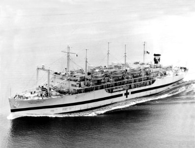 USS Tranquillity (AH-14) underway on 19 February 1946 (USN 1022829)