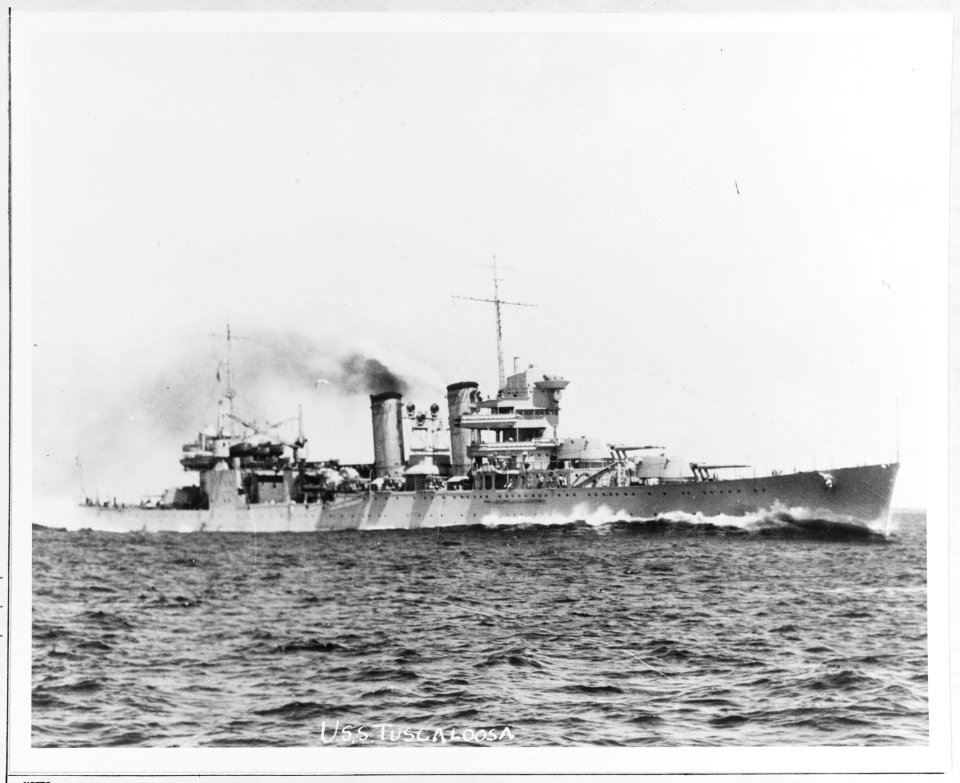 USS Tuscaloosa (CA-37) - 19-N-14733