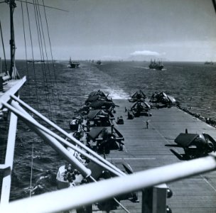 USS Tulagi (CVE-72) underway with a convoy in the Mediterranean Sea, in August 1944 (80-G-416654)