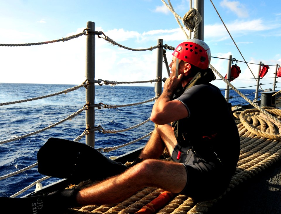 USS Underwood participates in Martillo, Southern Seas 121022-N-ZE938-102