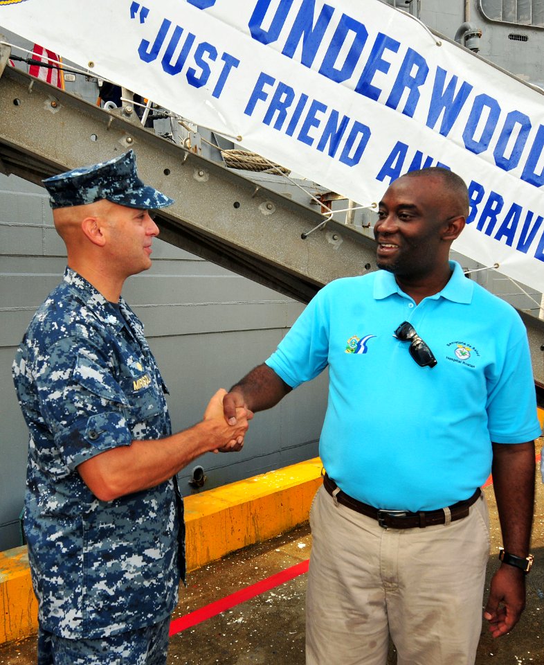 USS Underwood participates in Martillo, Southern Seas 121023-N-ZE938-005