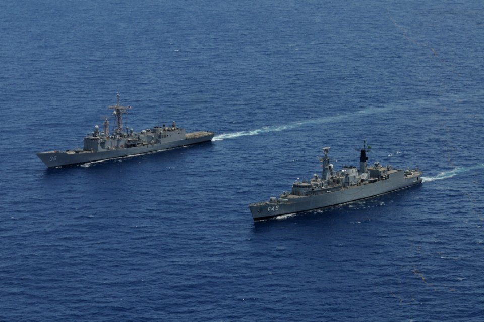 USS Underwood action 120911-N-NL541-726