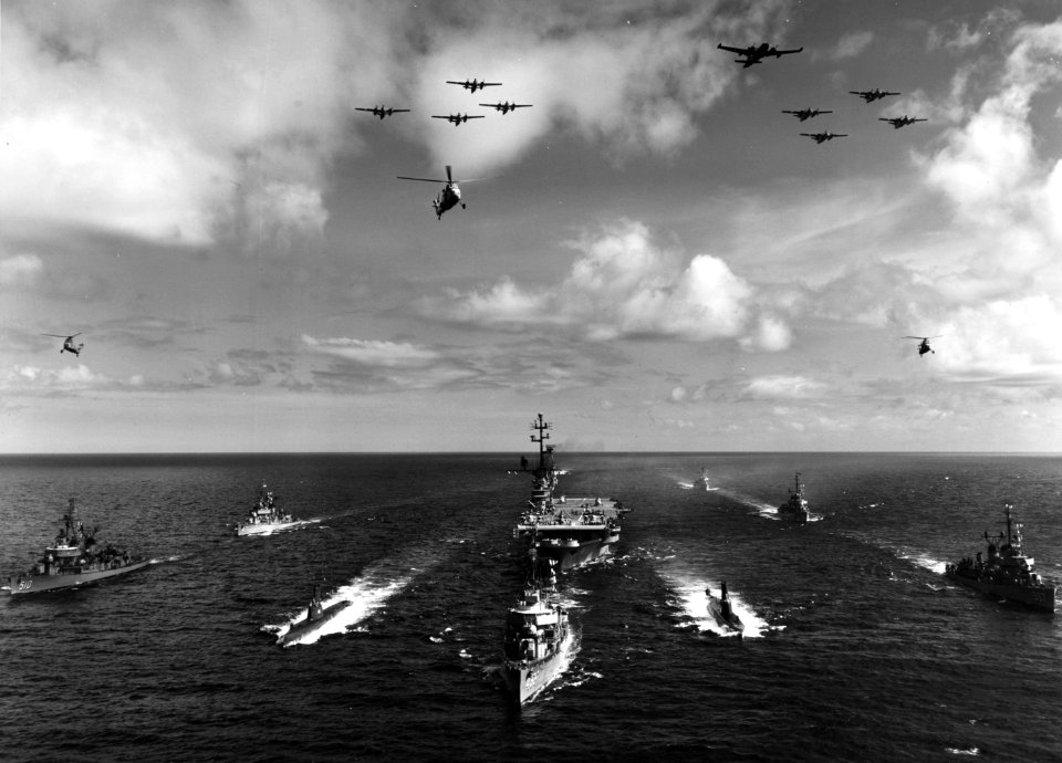 USS Valley Forge (CVS-45) underway with Task Group Alfa, in 1959 (USN 1043094)