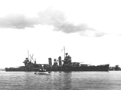 USS Vincennes (CA-44) at Pearl Harbor May 1942