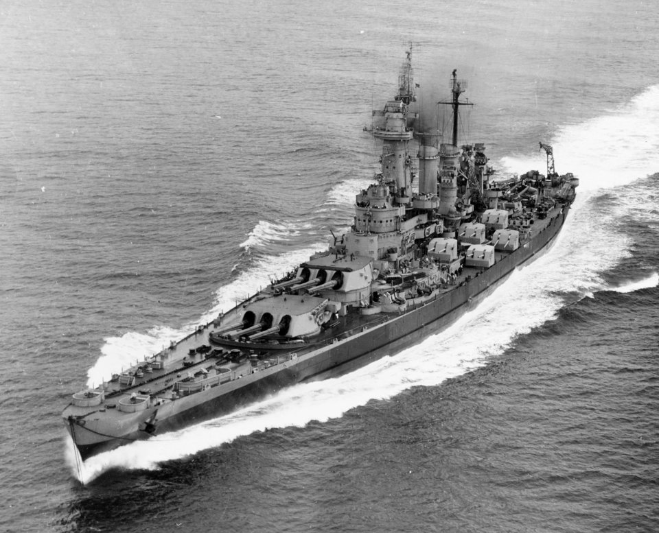 USS Washington (BB-56) in Puget Sound, 10 September 1945