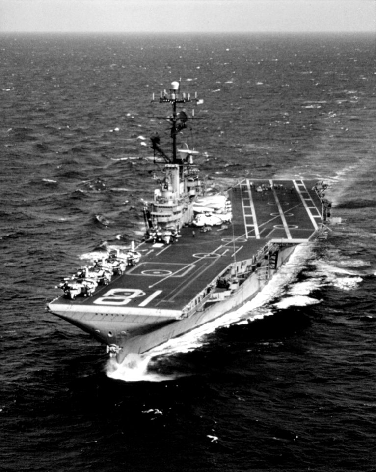 USS Wasp (CVS-18) underway in the Atlantic Ocean, in 1971 (NNAM.1996.488.053.005)