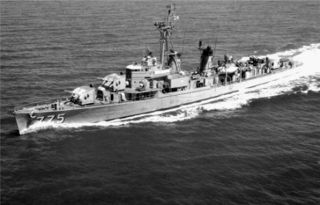 USS Willard Keith (DD-775) underway off Norfolk VA c1965