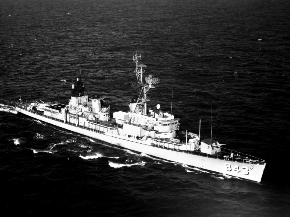 USS Warrington (DD-843) underway, circa in the 1960s (NH 107115)