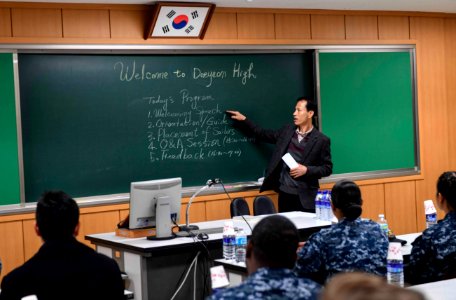 USS Wayne E. Meyer and USS Carl Vinson Attend a Commuity Outreach Event in Busan 170317-N-RM689-030