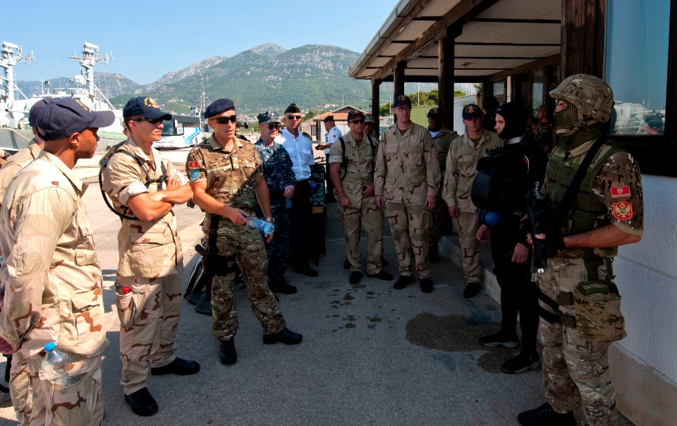 USS Winston Churchill in Montenegro 120709-N-YF306-097