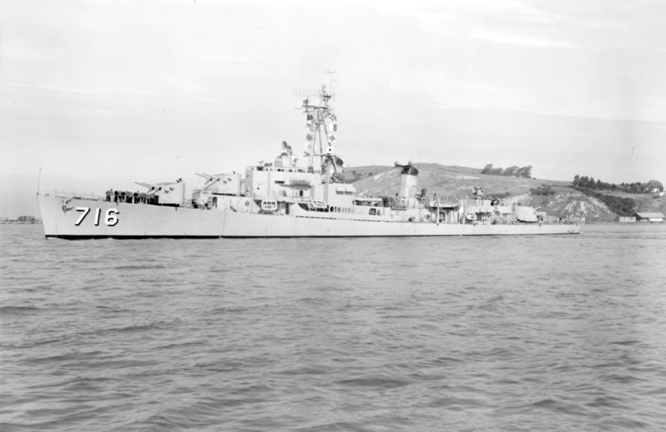USS Wiltsie (DD-716) underway in April 1950