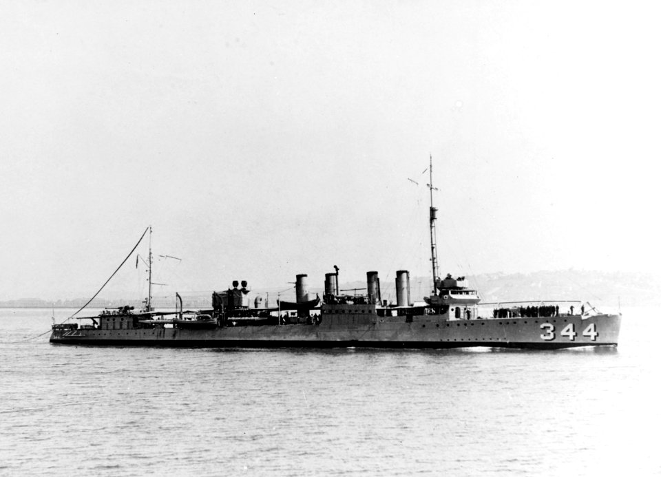USS William B. Preston (DD-344) underway, circa in the early 1930s (NH 51995)