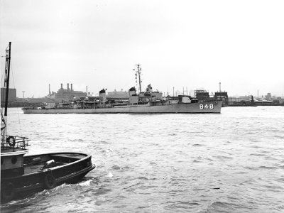 USS Witek (DD-848) at New York City in May 1951