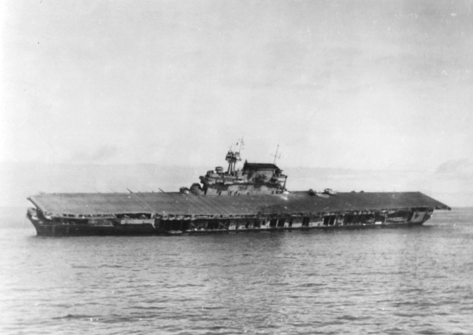 USS Yorktown (CV-5) listing and abandoned on 4 June 1942