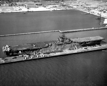 USS Yorktown (CV-10) at NAS Alameda in September 1943