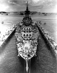 USSABSD6submergedrepairedUSSSouthDakotaBB57