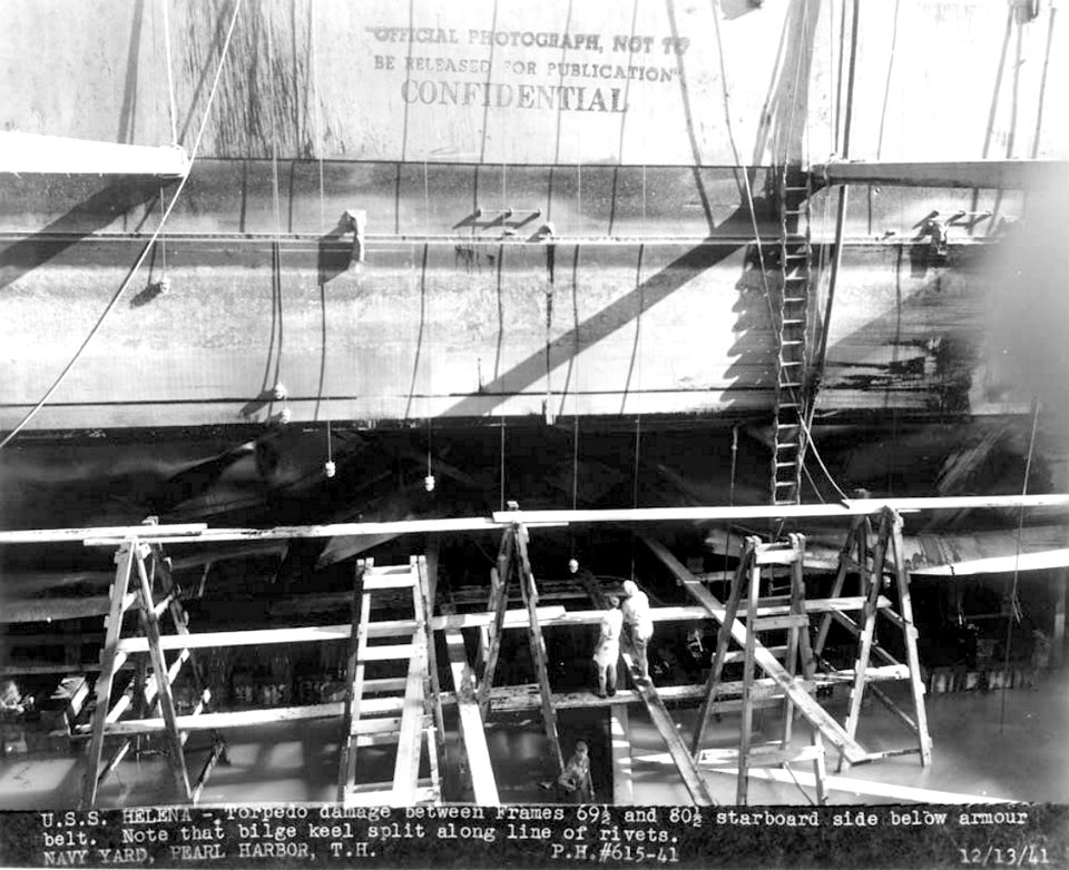 USSHelena-CL-50-7Dec1941-damage