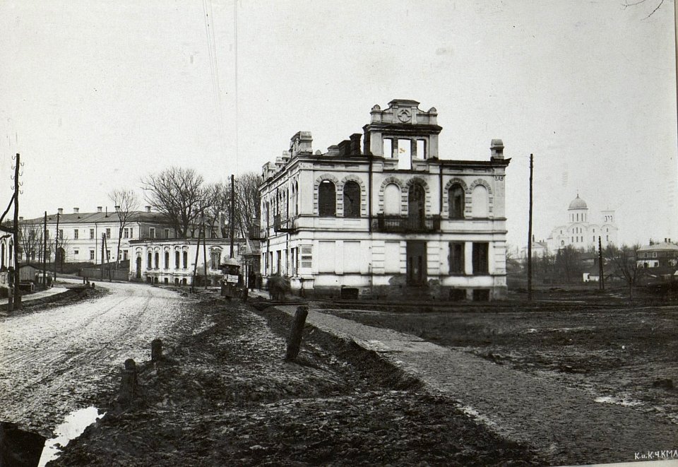 Ustiluyerstrasse mit ehemaligem Spital. (BildID 15691909)