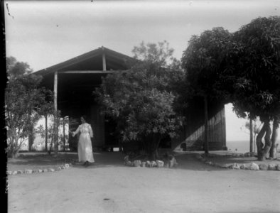 Utanför vårt hus på Anorombato. Majunga, Mahajanga. Madagaskar - SMVK - 021999