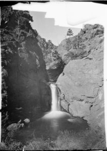 Ute Falls in the pass. Colorado - NARA - 516951