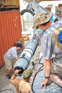UUV operations 130611-N-AZ907-225
