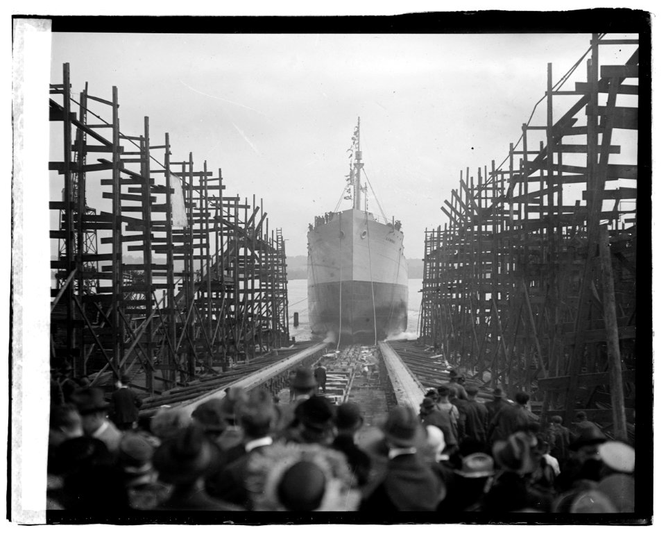 Va. Ship launching of E.A. Morse LCCN2016819979